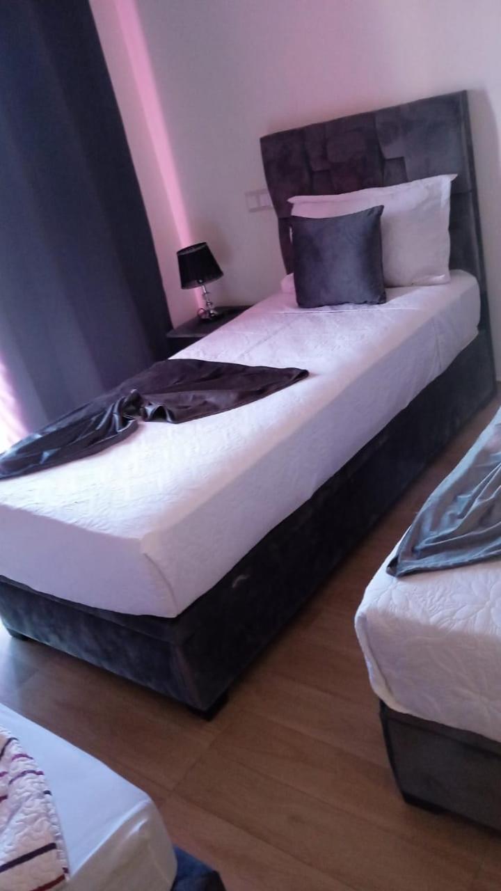 Apartment Coralia Avec Piscine En Location Journaliere A Marrakech *