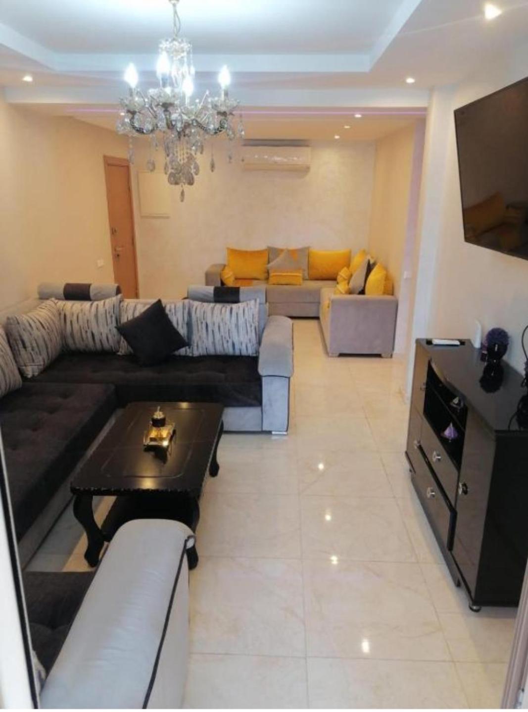 Coralia Avec Piscine En Location Journaliere A Marrakech Apartment Marrakesh