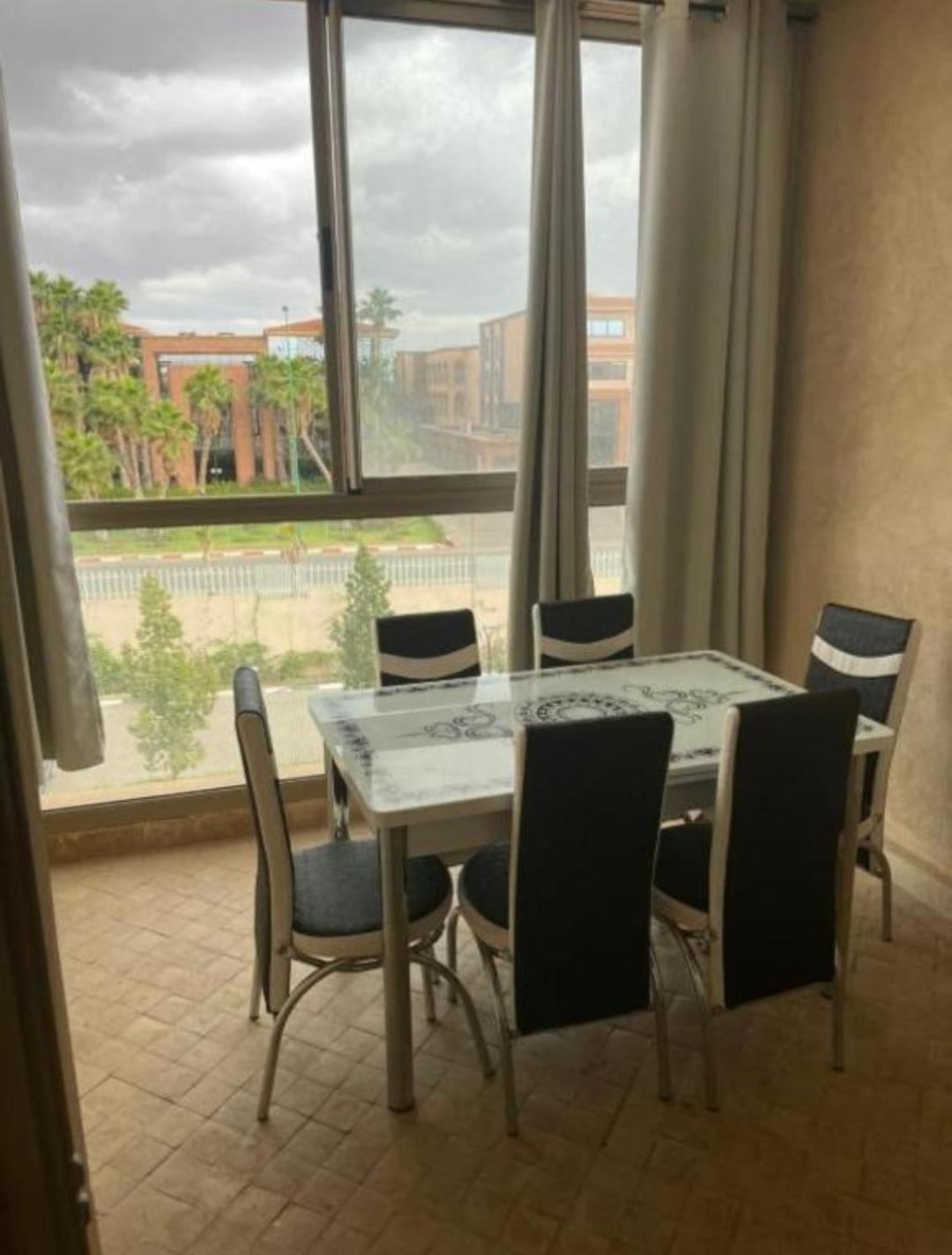 Apartment Coralia Avec Piscine En Location Journaliere A Marrakech Marrakesh