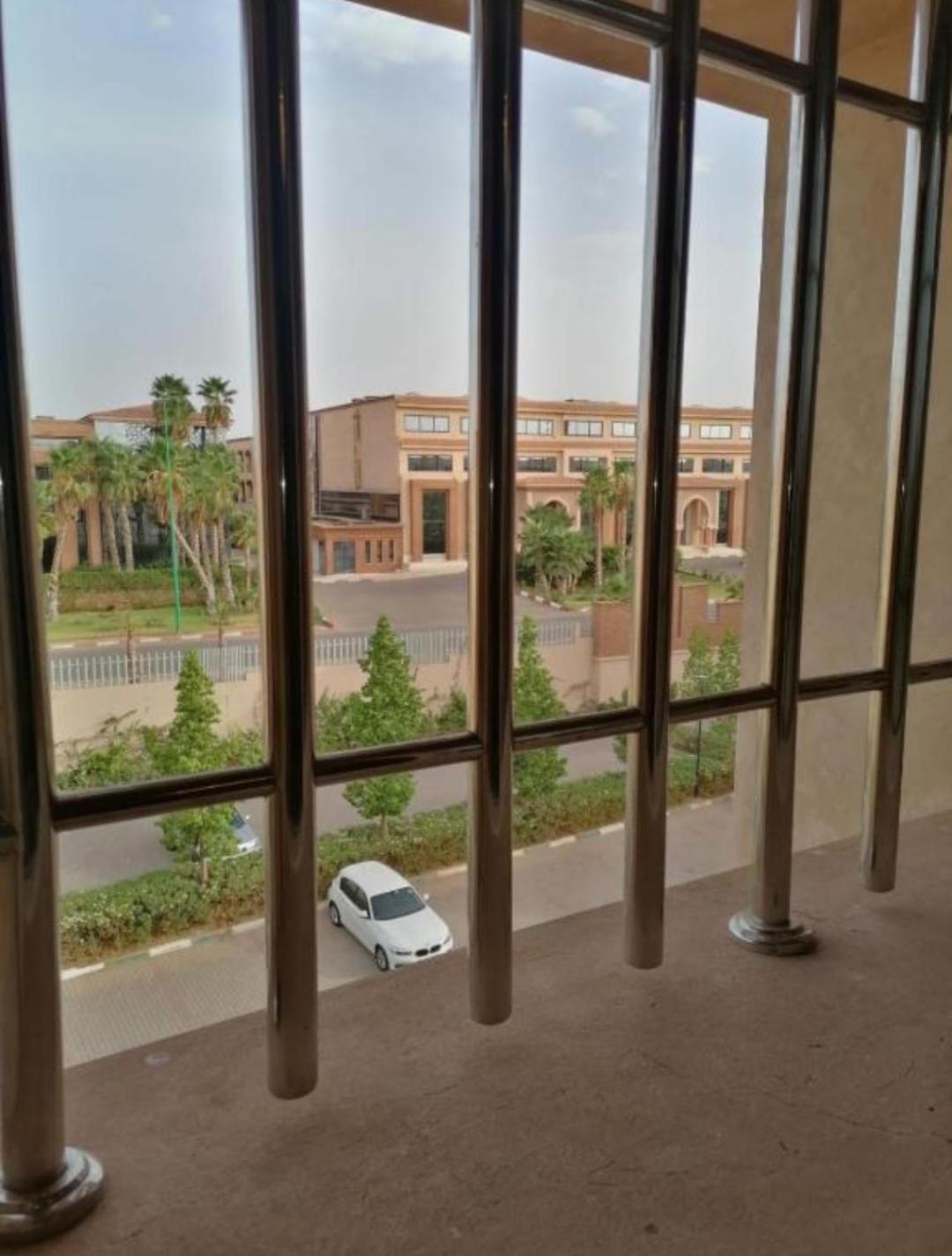 Apartment Coralia Avec Piscine En Location Journaliere A Marrakech Marrakesh